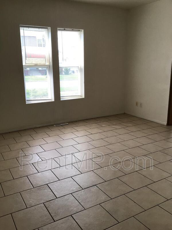 1015 S Washington St, Mount Pleasant, MI 48858 Condo for Rent in