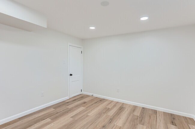 Foto del edificio - 3264 Niagara St