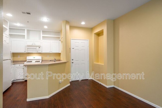 Foto del edificio - 26326 Arboretum Way