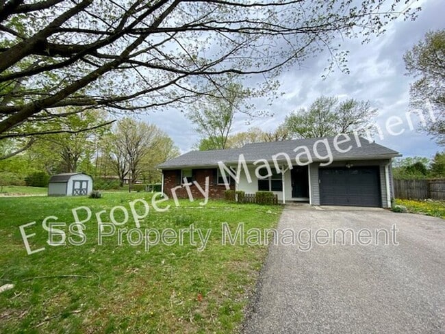 Building Photo - 8070 Chiltern Dr