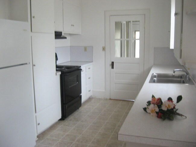 Foto del edificio - 3205 Michigan St