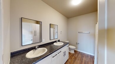 Bathroom - Marion Crossing Apartments