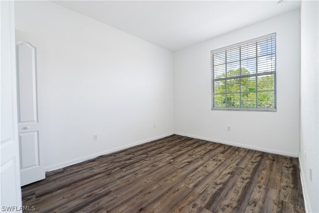 Building Photo - 7082 Venice Way