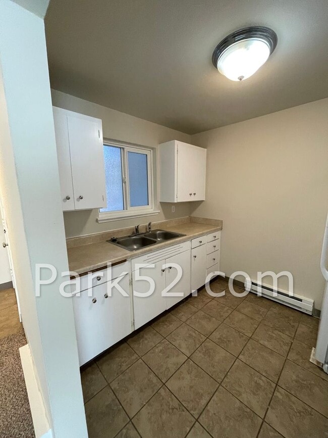 Building Photo - 3602 S 15th St