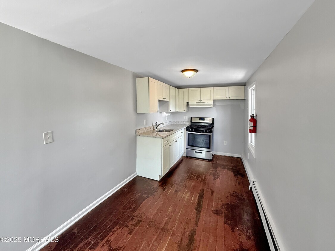 Foto principal - 287 Liberty St