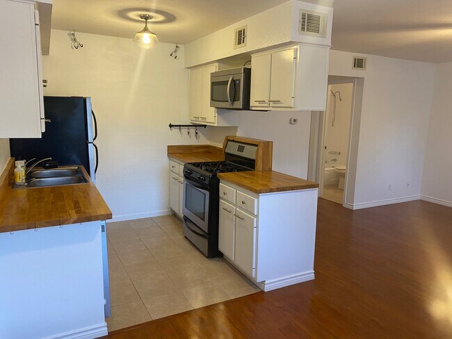 Foto del edificio - 4209 Burnet Rd