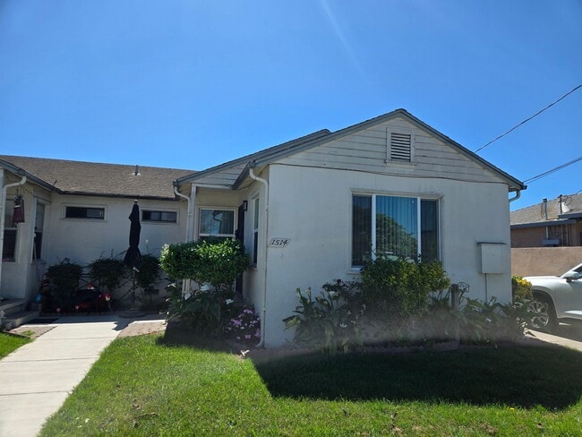 Building Photo - 1514 2nd Ave