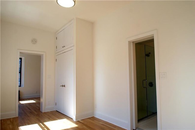 Foto del edificio - 265 W 19th St