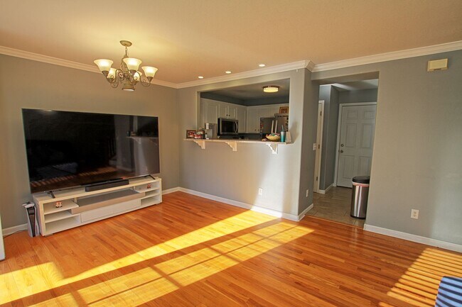 Foto del edificio - 3 bed 1.5 bath Southcreek Home