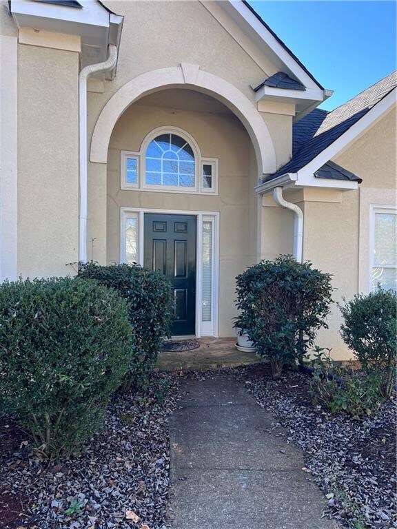 Building Photo - 3390 Maple Terrace Dr