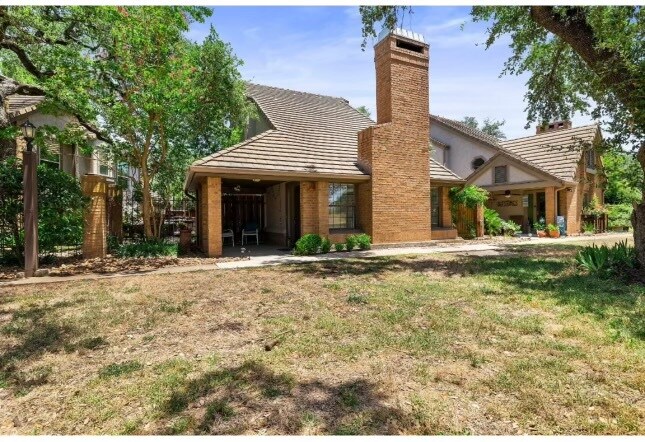 Primary Photo - 11310 Spicewood Club Dr