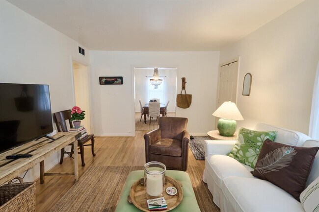 Foto del edificio - 2315 Branard St