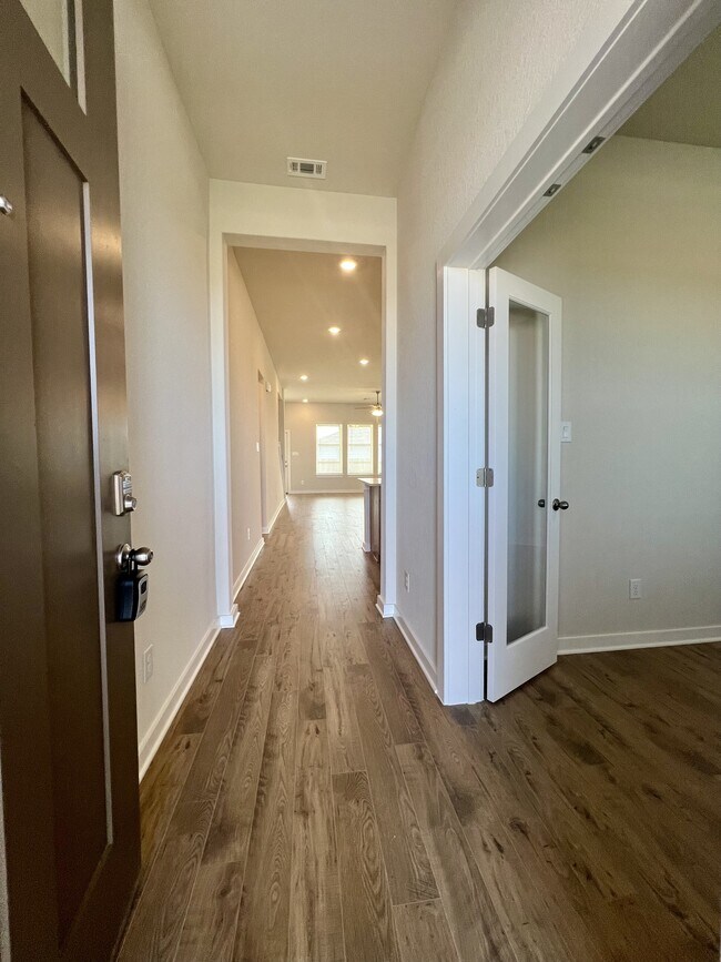 Foto del edificio - 14438 Inspiration Pt