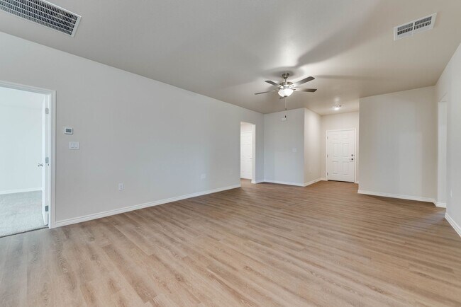 Foto del edificio - 1305 Hogback Wy
