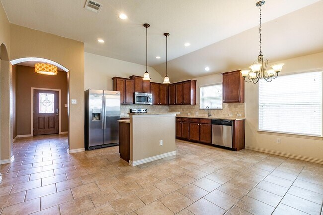 Building Photo - 118 Wallin Farms Dr