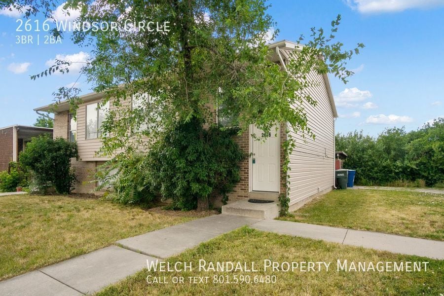 3 Bedroom 2 Bath Duplex. SLC House Rental in Salt Lake City, UT