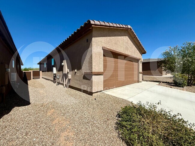 Building Photo - 7110 W Ferntree Ln