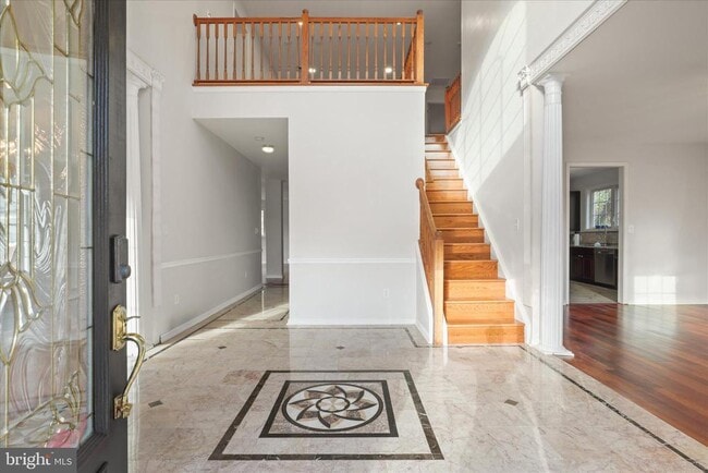 Building Photo - 2659 Military Rd