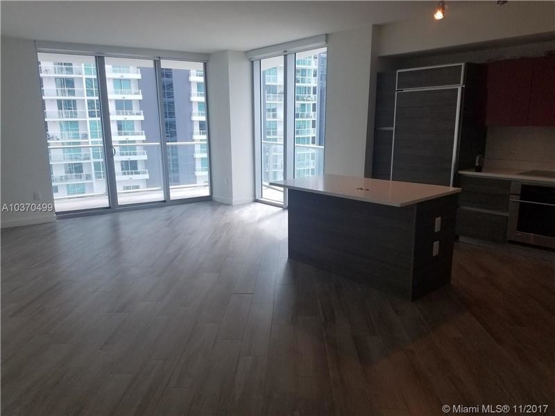 Foto principal - 1100 N Miami Ave