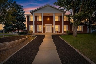 Building Photo - 8441 Rua Branco Dr