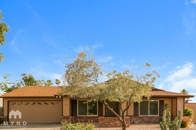 Building Photo - 1116 W Dunbar Dr