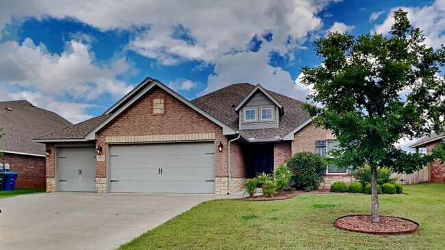 Foto del edificio - 4 Bedroom in Edmond