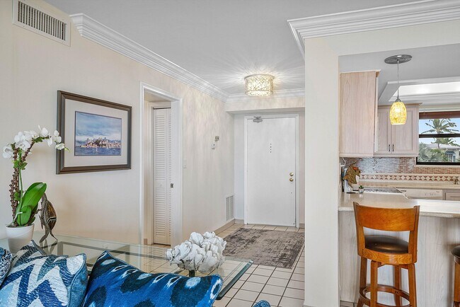 Foto del edificio - 3951 N Ocean Blvd