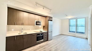 Building Photo - 2545 Simcoe St N