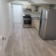 Building Photo - 324 Chatfield Dr