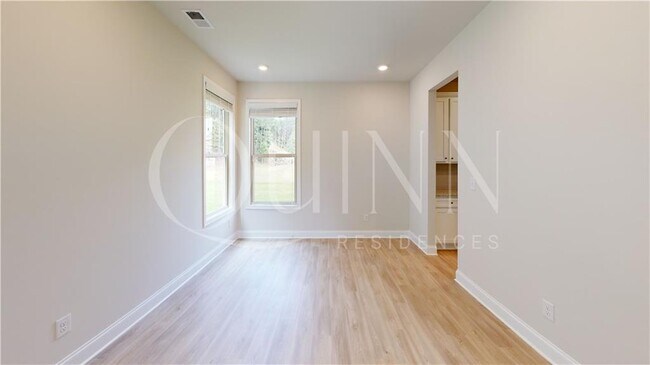 Building Photo - 3720 Grand Prix Dr NE