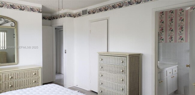 Foto del edificio - 1450 Atlantic Shores Blvd