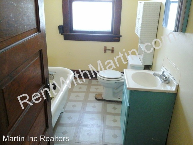 Foto del edificio - 326 Conger St