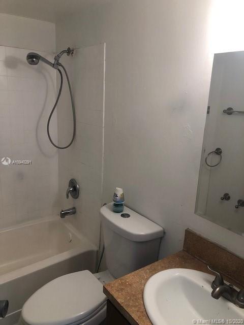 Foto del edificio - 7405 SW 152nd Ave