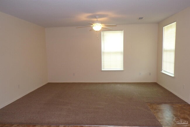 Building Photo - 2108 Ledbetter Ln