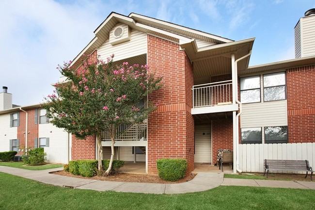 Chapel Ridge of Shawnee Apartments Shawnee, OK