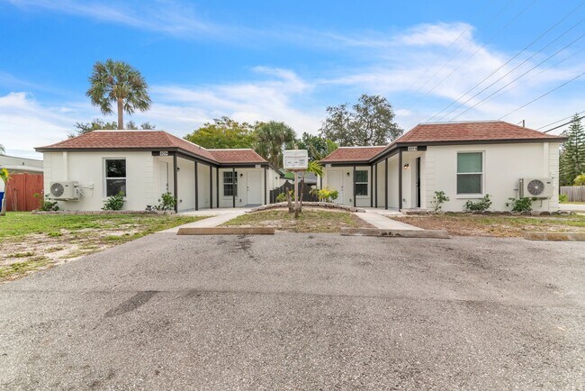 Foto del edificio - 601-603 Lyndhurst St