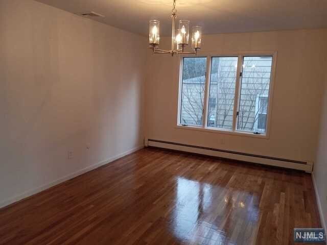 Building Photo - 262 8th St