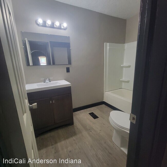 Foto del edificio - 2 br, 1 bath House - 1123 Louise Street