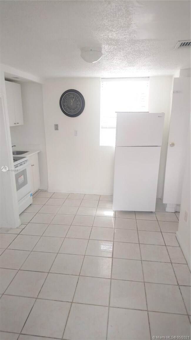 Foto del edificio - 3206 SW 23rd Terrace