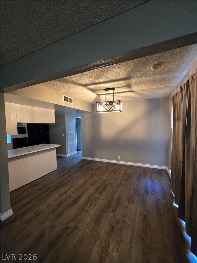 Foto del edificio - 3612 Mt Vernon Ave