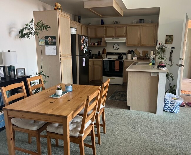 Building Photo - 17161 Alva Rd