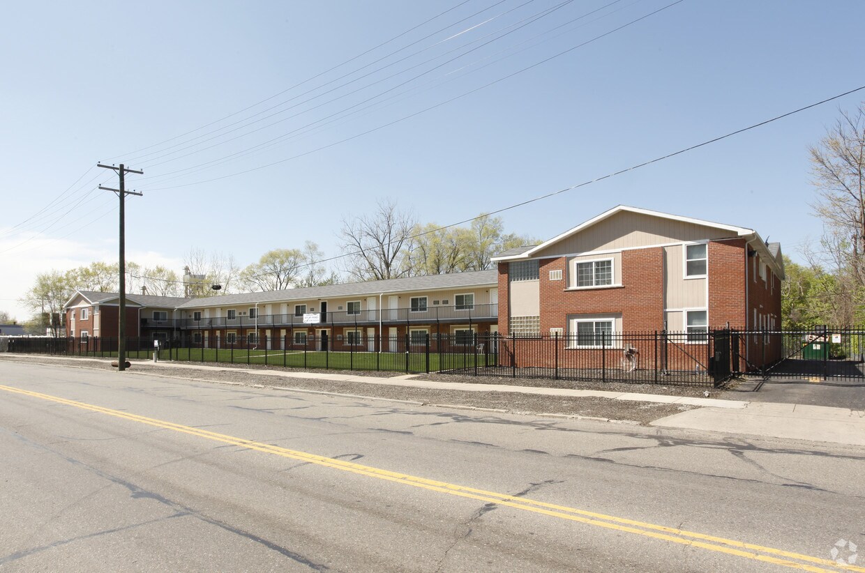 Building Photo - 9161 Schaefer Hwy