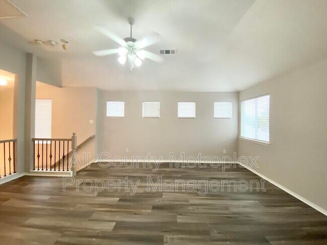 Building Photo - 6025 Cheyenne Dr