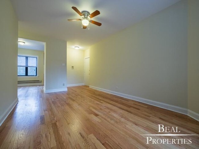 Foto del edificio - 1 bedroom in CHICAGO IL 60613
