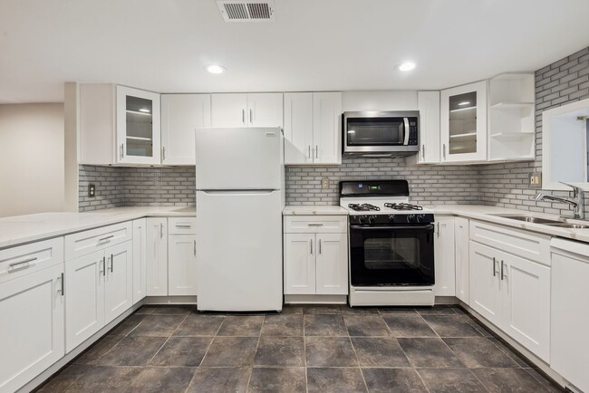 New Kitchen w/ Quartz Counters - 4417 15th St NW