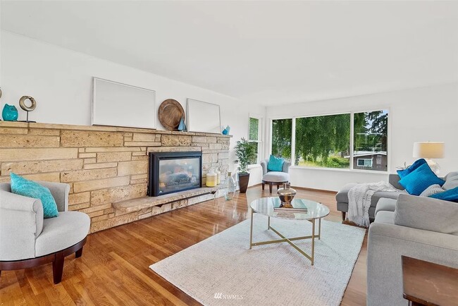 Building Photo - 1940 S 244th St