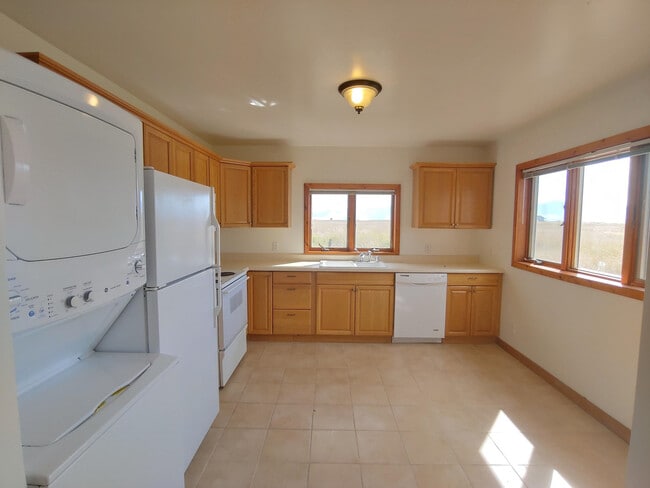 Building Photo - 8890 Cusker Ln