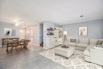 Building Photo - 1525 Ramada Dr