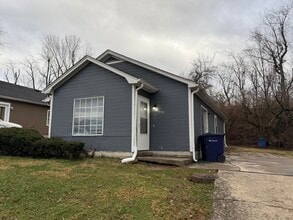 Building Photo - 724 Gatehouse Pl