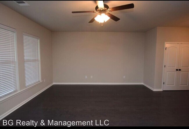 Building Photo - 4 br, 2 bath House - 1943 Calvin Ct